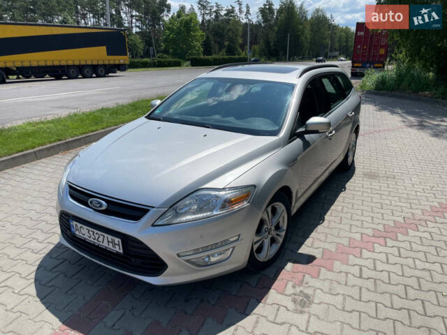 Сірий Форд Мондео, об'ємом двигуна 2 л та пробігом 215 тис. км за 9800 $, фото 1 на Automoto.ua