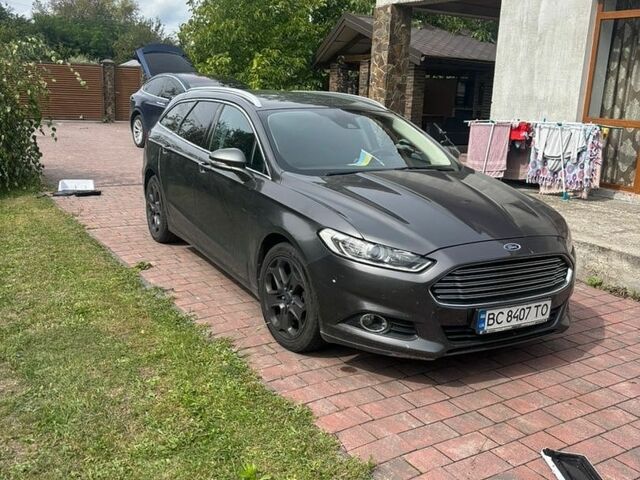Сірий Форд Мондео, об'ємом двигуна 2 л та пробігом 224 тис. км за 10700 $, фото 1 на Automoto.ua