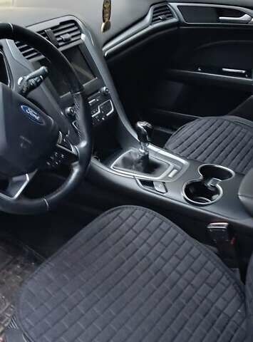 Сірий Форд Мондео, об'ємом двигуна 2 л та пробігом 260 тис. км за 12900 $, фото 1 на Automoto.ua