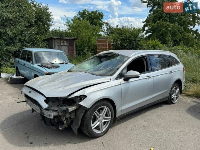 Сірий Форд Мондео, об'ємом двигуна 2 л та пробігом 215 тис. км за 6500 $, фото 1 на Automoto.ua