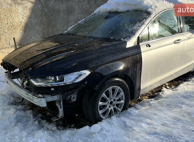 Серый Форд Мондео, объемом двигателя 2 л и пробегом 10 тыс. км за 11111 $, фото 1 на Automoto.ua