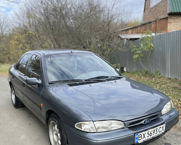 Серый Форд Мондео, объемом двигателя 1.8 л и пробегом 351 тыс. км за 1799 $, фото 1 на Automoto.ua