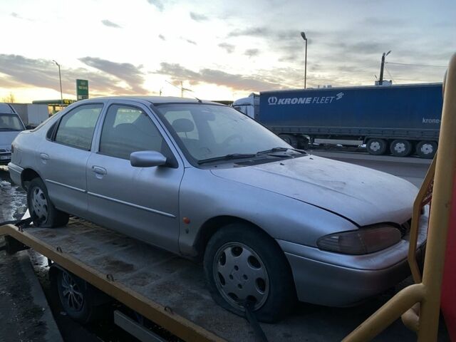 Серый Форд Мондео, объемом двигателя 1.8 л и пробегом 250 тыс. км за 600 $, фото 1 на Automoto.ua