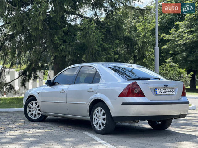 Серый Форд Мондео, объемом двигателя 2 л и пробегом 282 тыс. км за 3700 $, фото 1 на Automoto.ua