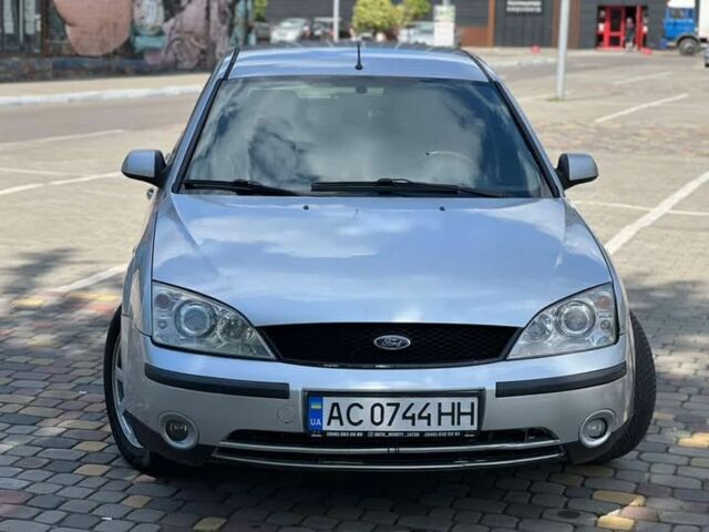 Серый Форд Мондео, объемом двигателя 2 л и пробегом 290 тыс. км за 2950 $, фото 1 на Automoto.ua