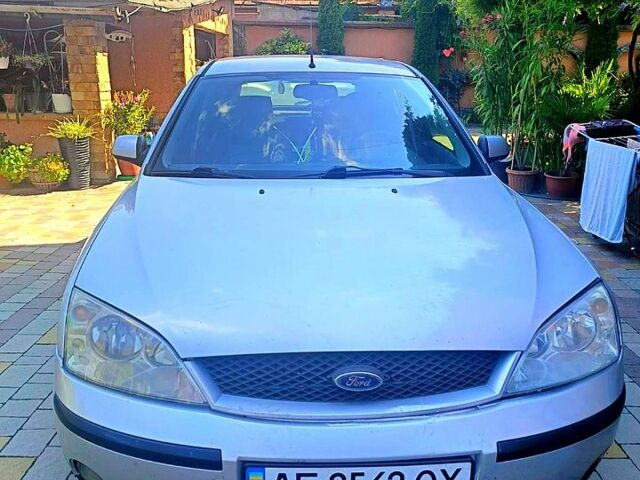 Серый Форд Мондео, объемом двигателя 2 л и пробегом 257 тыс. км за 3500 $, фото 1 на Automoto.ua