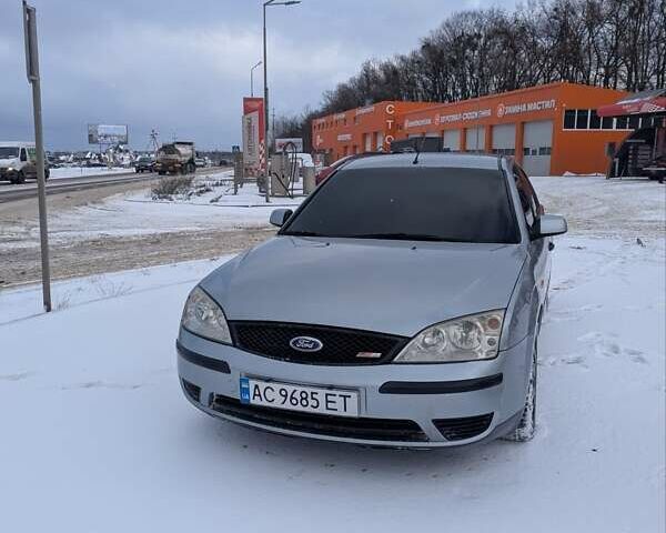Серый Форд Мондео, объемом двигателя 2 л и пробегом 242 тыс. км за 4600 $, фото 1 на Automoto.ua