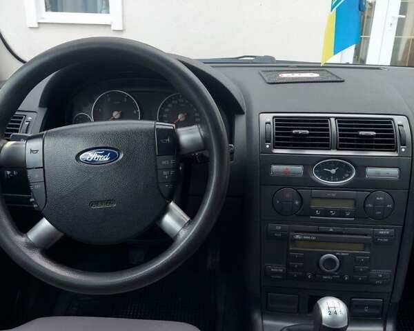 Серый Форд Мондео, объемом двигателя 2 л и пробегом 318 тыс. км за 4800 $, фото 1 на Automoto.ua