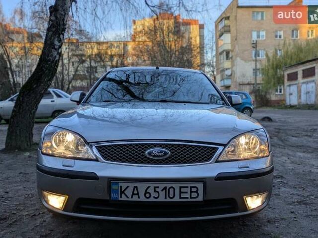 Сірий Форд Мондео, об'ємом двигуна 2 л та пробігом 271 тис. км за 3900 $, фото 1 на Automoto.ua