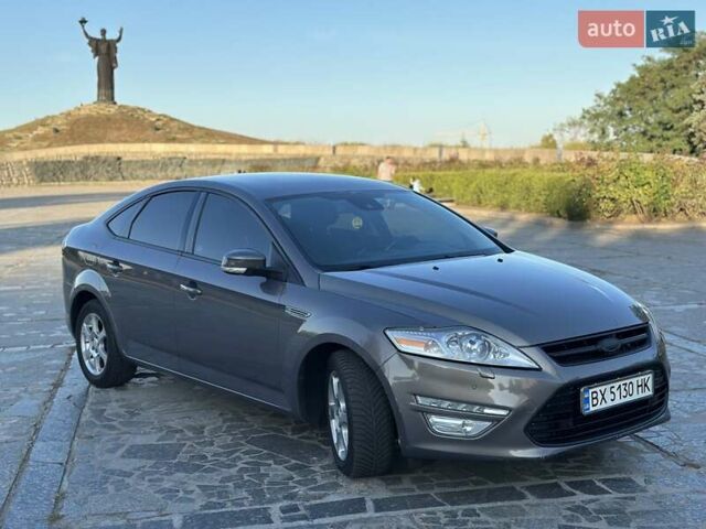 Сірий Форд Мондео, об'ємом двигуна 2 л та пробігом 269 тис. км за 9900 $, фото 1 на Automoto.ua