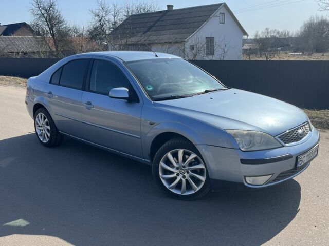 Синій Форд Мондео, об'ємом двигуна 1.8 л та пробігом 278 тис. км за 4300 $, фото 1 на Automoto.ua