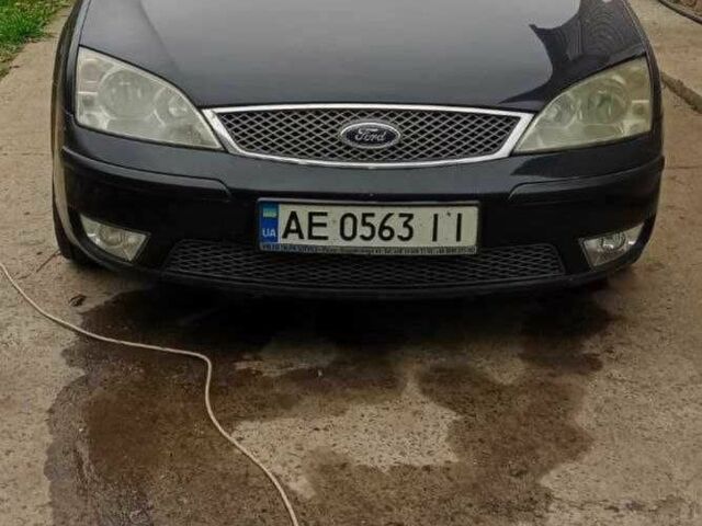 Синій Форд Мондео, об'ємом двигуна 2 л та пробігом 220 тис. км за 4500 $, фото 1 на Automoto.ua
