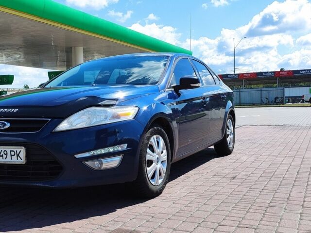Синий Форд Мондео, объемом двигателя 1.6 л и пробегом 200 тыс. км за 6900 $, фото 1 на Automoto.ua