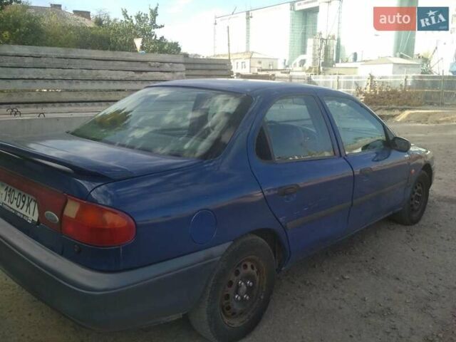 Синій Форд Мондео, об'ємом двигуна 1.6 л та пробігом 270 тис. км за 1399 $, фото 1 на Automoto.ua