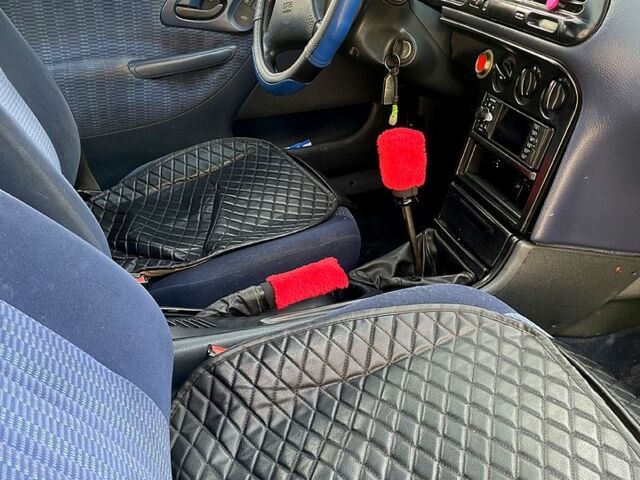 Синий Форд Мондео, объемом двигателя 1.6 л и пробегом 0 тыс. км за 1200 $, фото 1 на Automoto.ua