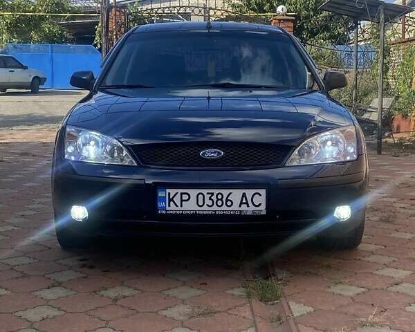 Синий Форд Мондео, объемом двигателя 2 л и пробегом 380 тыс. км за 4500 $, фото 1 на Automoto.ua
