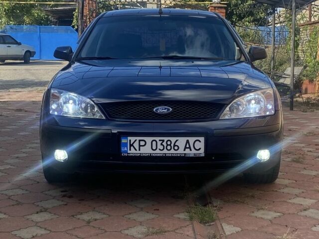 Синий Форд Мондео, объемом двигателя 2 л и пробегом 350 тыс. км за 4300 $, фото 1 на Automoto.ua