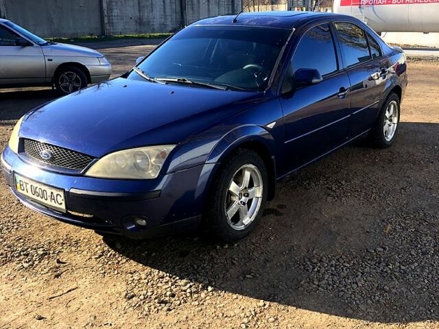 Синий Форд Мондео, объемом двигателя 1.8 л и пробегом 0 тыс. км за 2700 $, фото 1 на Automoto.ua