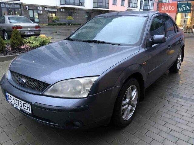 Синій Форд Мондео, об'ємом двигуна 2 л та пробігом 250 тис. км за 2350 $, фото 1 на Automoto.ua