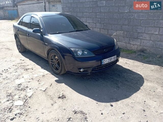 Синий Форд Мондео, объемом двигателя 2 л и пробегом 460 тыс. км за 3500 $, фото 1 на Automoto.ua