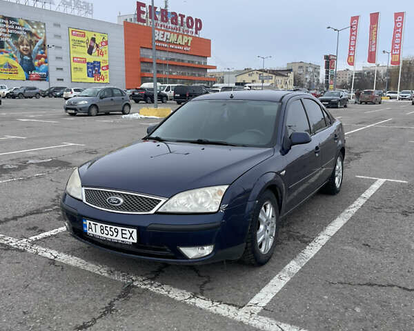 Синий Форд Мондео, объемом двигателя 2 л и пробегом 270 тыс. км за 3000 $, фото 1 на Automoto.ua