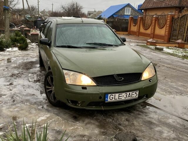 Синий Форд Мондео, объемом двигателя 2 л и пробегом 300 тыс. км за 827 $, фото 1 на Automoto.ua