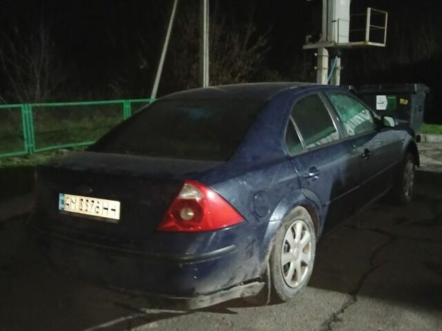 Синий Форд Мондео, объемом двигателя 2 л и пробегом 270 тыс. км за 2100 $, фото 1 на Automoto.ua