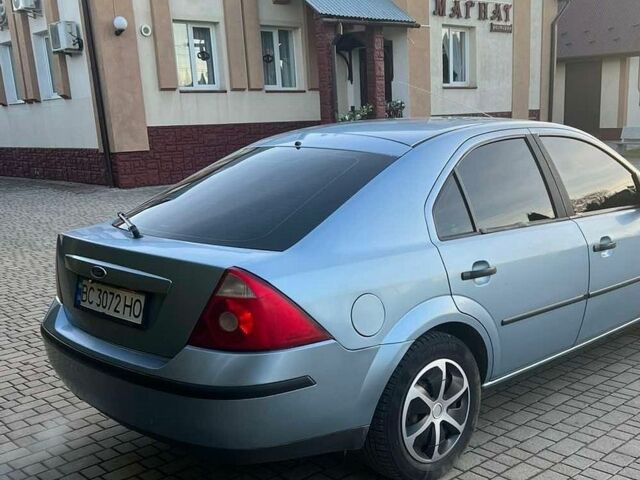 Синій Форд Мондео, об'ємом двигуна 1.8 л та пробігом 350 тис. км за 3100 $, фото 1 на Automoto.ua