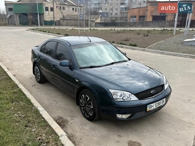 Синий Форд Мондео, объемом двигателя 2 л и пробегом 142 тыс. км за 4699 $, фото 1 на Automoto.ua
