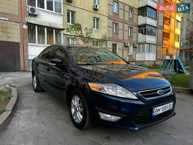 Синий Форд Мондео, объемом двигателя 2 л и пробегом 216 тыс. км за 5500 $, фото 1 на Automoto.ua