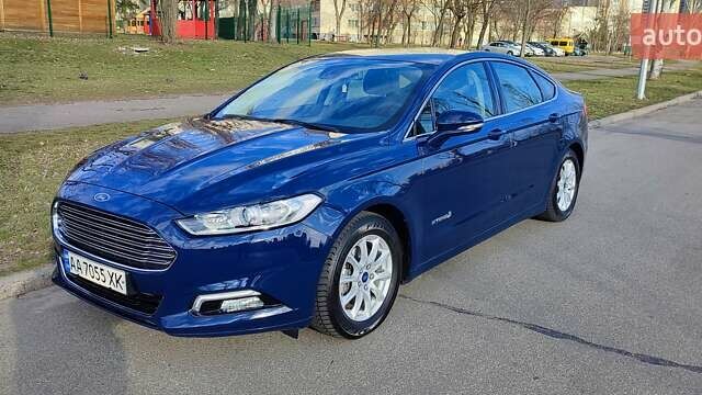 Синій Форд Мондео, об'ємом двигуна 2 л та пробігом 48 тис. км за 19400 $, фото 1 на Automoto.ua