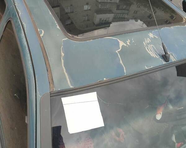 Синий Форд Мондео, объемом двигателя 1.8 л и пробегом 300 тыс. км за 1000 $, фото 1 на Automoto.ua