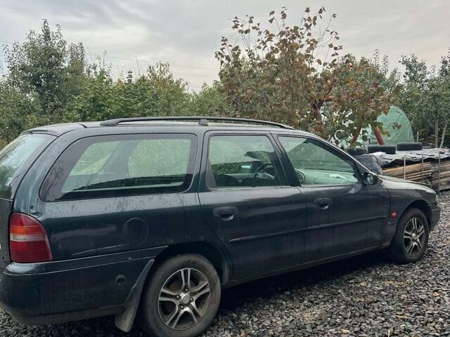 Синий Форд Мондео, объемом двигателя 1.9 л и пробегом 330 тыс. км за 850 $, фото 1 на Automoto.ua