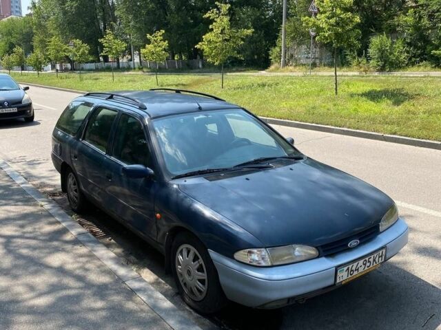 Синий Форд Мондео, объемом двигателя 0 л и пробегом 370 тыс. км за 337 $, фото 1 на Automoto.ua