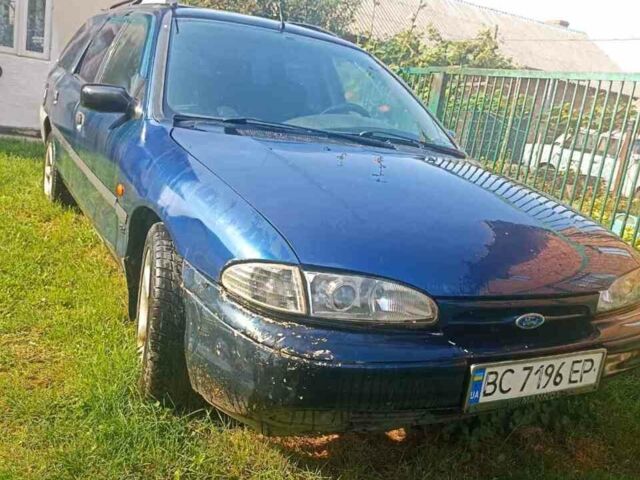 Синій Форд Мондео, об'ємом двигуна 1.6 л та пробігом 790 тис. км за 1000 $, фото 1 на Automoto.ua
