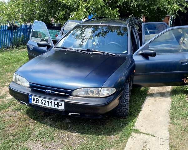 Синій Форд Мондео, об'ємом двигуна 1.6 л та пробігом 300 тис. км за 2200 $, фото 1 на Automoto.ua