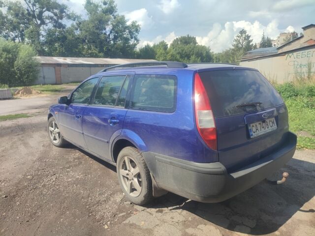 Синий Форд Мондео, объемом двигателя 2 л и пробегом 340 тыс. км за 2500 $, фото 1 на Automoto.ua