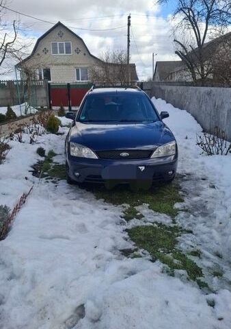 Синий Форд Мондео, объемом двигателя 2 л и пробегом 300 тыс. км за 3700 $, фото 1 на Automoto.ua