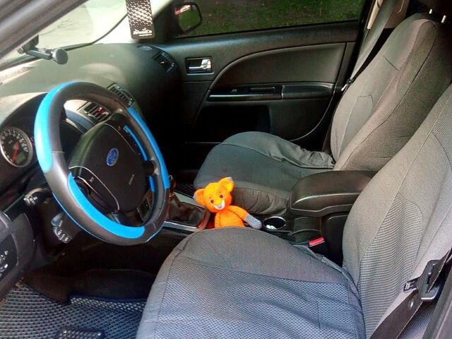 Синий Форд Мондео, объемом двигателя 2 л и пробегом 500 тыс. км за 3500 $, фото 1 на Automoto.ua