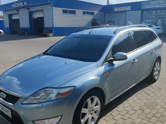 Синій Форд Мондео, об'ємом двигуна 2 л та пробігом 213 тис. км за 6500 $, фото 1 на Automoto.ua