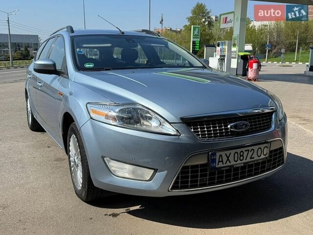 Синий Форд Мондео, объемом двигателя 2 л и пробегом 186 тыс. км за 6900 $, фото 1 на Automoto.ua