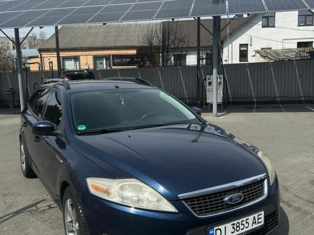 Синій Форд Мондео, об'ємом двигуна 2 л та пробігом 307 тис. км за 5700 $, фото 1 на Automoto.ua