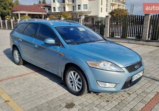 Синій Форд Мондео, об'ємом двигуна 1.8 л та пробігом 250 тис. км за 6500 $, фото 1 на Automoto.ua
