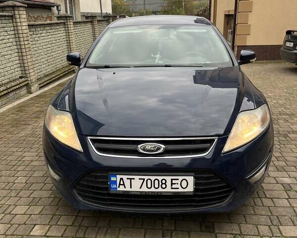 Синий Форд Мондео, объемом двигателя 2 л и пробегом 260 тыс. км за 6000 $, фото 1 на Automoto.ua