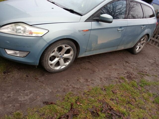 Синий Форд Мондео, объемом двигателя 2 л и пробегом 214 тыс. км за 546 $, фото 1 на Automoto.ua