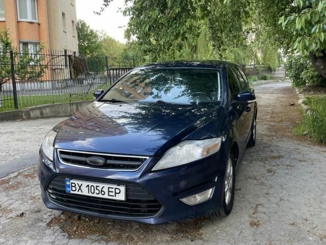 Синій Форд Мондео, об'ємом двигуна 2 л та пробігом 250 тис. км за 6300 $, фото 1 на Automoto.ua