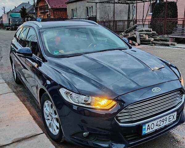 Синий Форд Мондео, объемом двигателя 2 л и пробегом 250 тыс. км за 15000 $, фото 1 на Automoto.ua