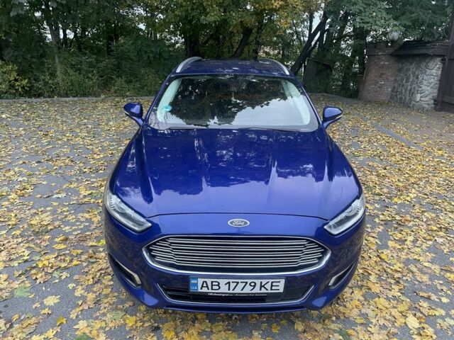Синий Форд Мондео, объемом двигателя 2 л и пробегом 290 тыс. км за 10000 $, фото 1 на Automoto.ua