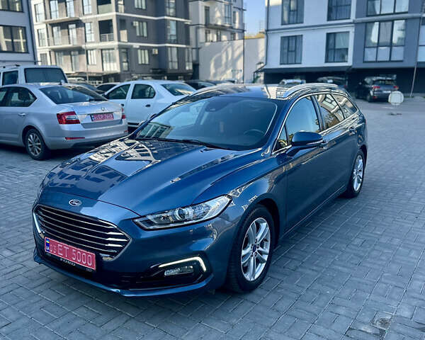 Синій Форд Мондео, об'ємом двигуна 2 л та пробігом 224 тис. км за 13000 $, фото 1 на Automoto.ua