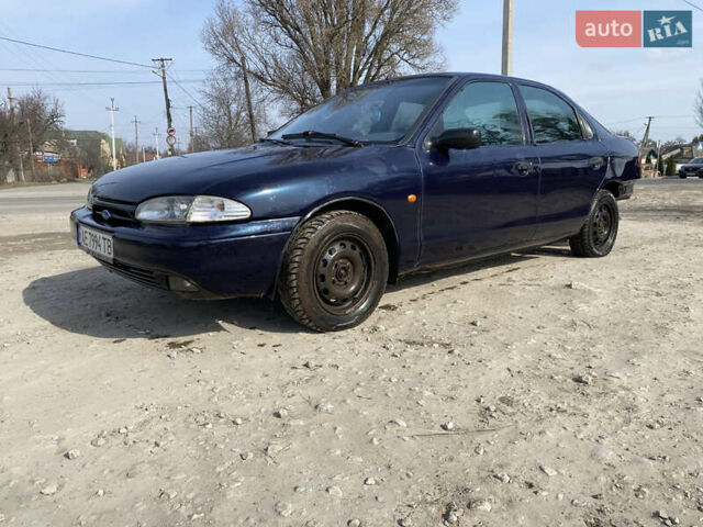 Синій Форд Мондео, об'ємом двигуна 1.8 л та пробігом 230 тис. км за 1200 $, фото 1 на Automoto.ua